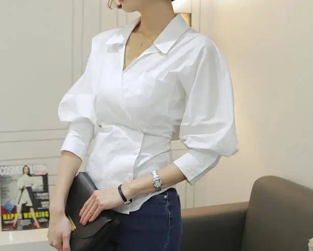 Новинка осени 2019 модная Асимметричная хлопковая блузка с рукавами фонариками и v