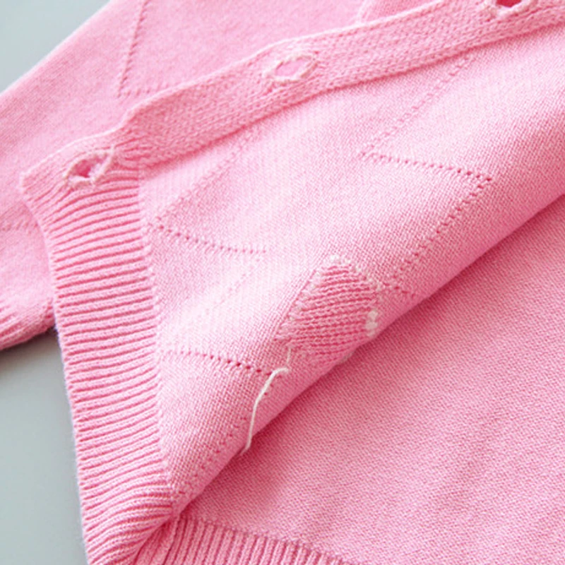 

Spring Baby Girls Sweaters Kids Clothes Cotton Children Knitted Sweater Coat Cute Love Heart Girls Cardigan Jacket