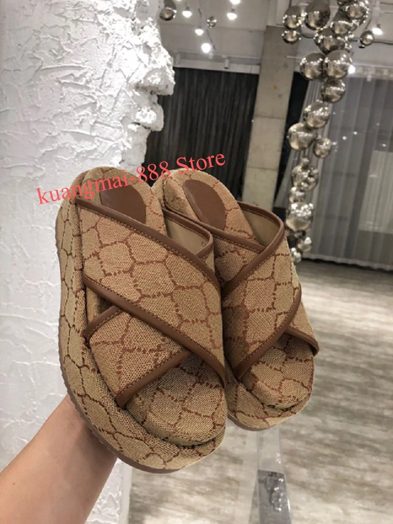

Women's monogram sandals printed casual shoes sponge cake chunky one-foot flat-bottom non-slip celebrity with knit summer 2021