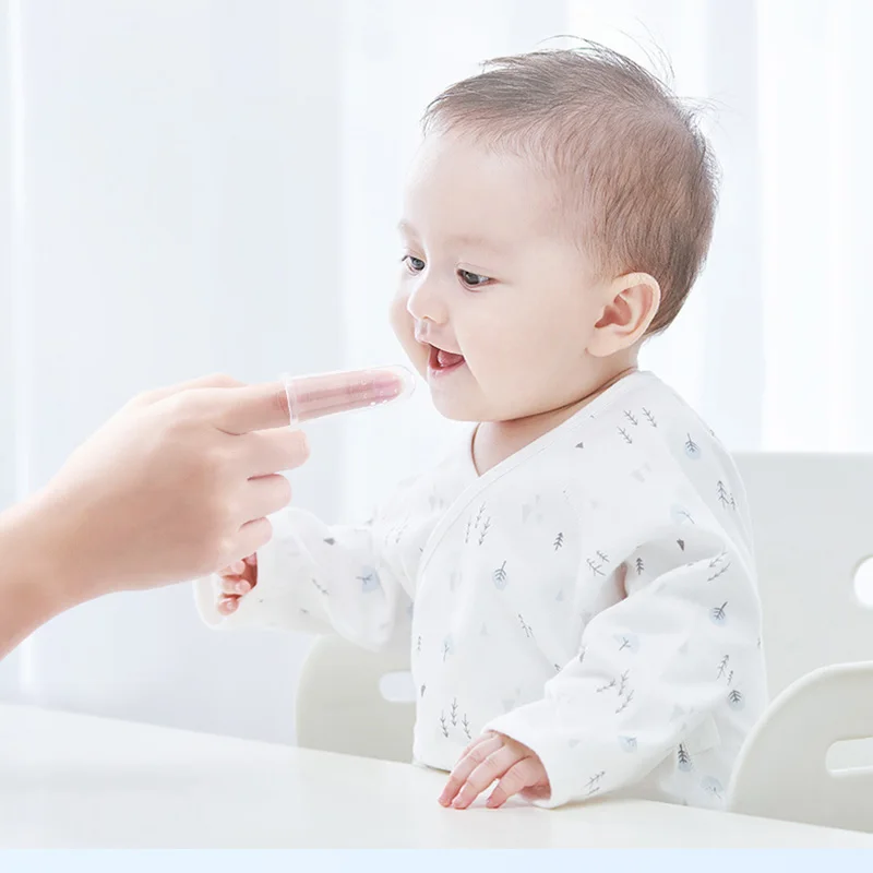 Силиконовая зубная щетка с коробкой детская на палец для чистки Мягкая младенцев