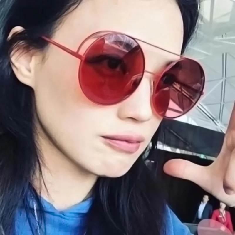 Модные дизайнерские солнцезащитные очки в круглой оправе винтажные