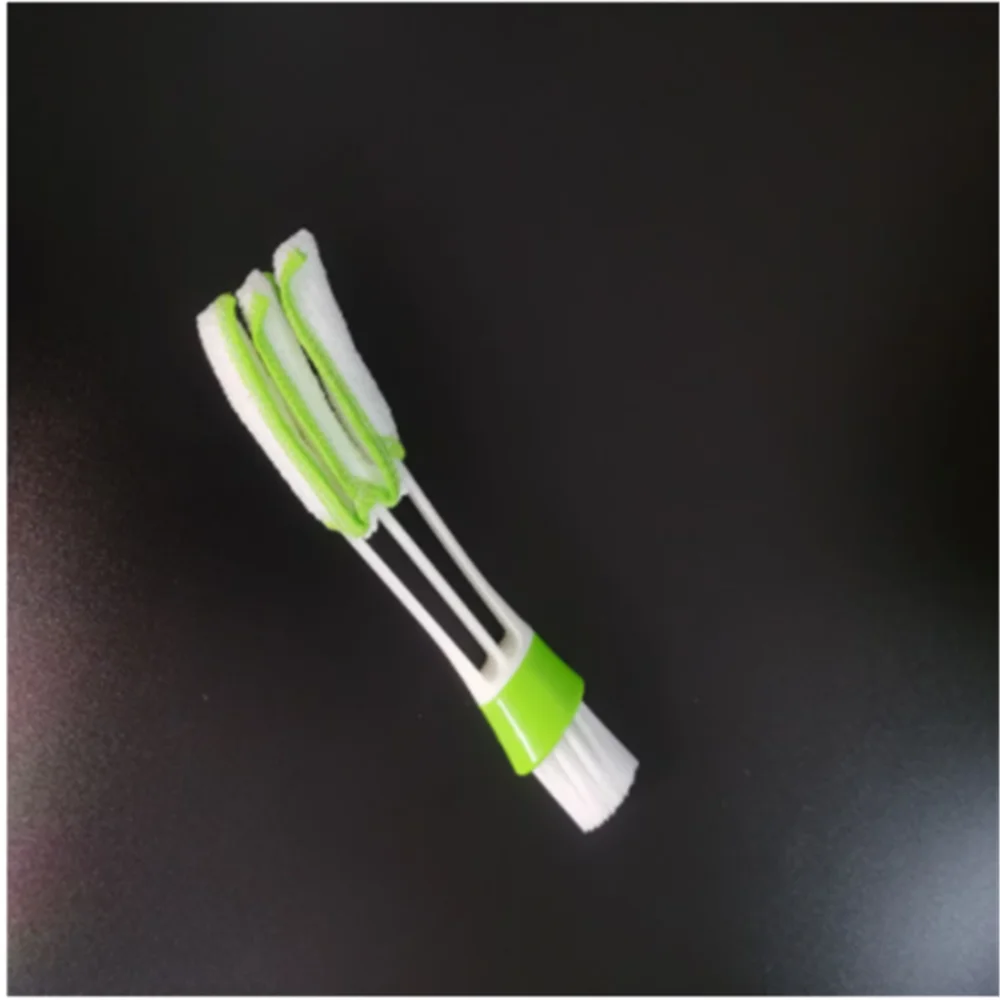 

1PCS Car Washer Microfiber Cleaning Brush for Kia RIO K3 K4 K5 Magentis Borrego Rio5 Trackster KND-4 Spectra5 Spectra