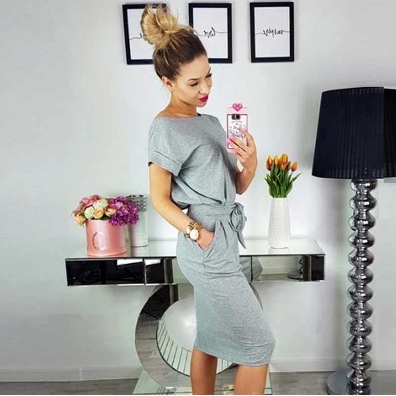 Однотонные летние женские платья на шнуровке с карманами и круглым вырезом