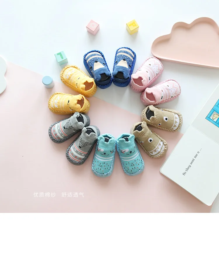 Детские носки с резиновой подошвой для девочек обувь новорожденных Осень зима