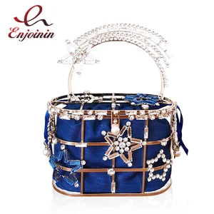 Роскошная металлическая корзина со стразами, женский клатч вечерние, модные кошельки и сумочки, дизайнерская вечерняя сумочка со звездами, дизайнерская сумка на плечо с цепочкой