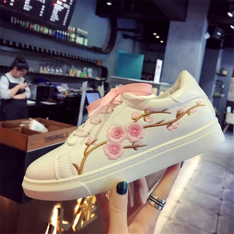 Женские туфли из искусственной кожи с вышивкой на шнуровке|Обувь без каблука| |