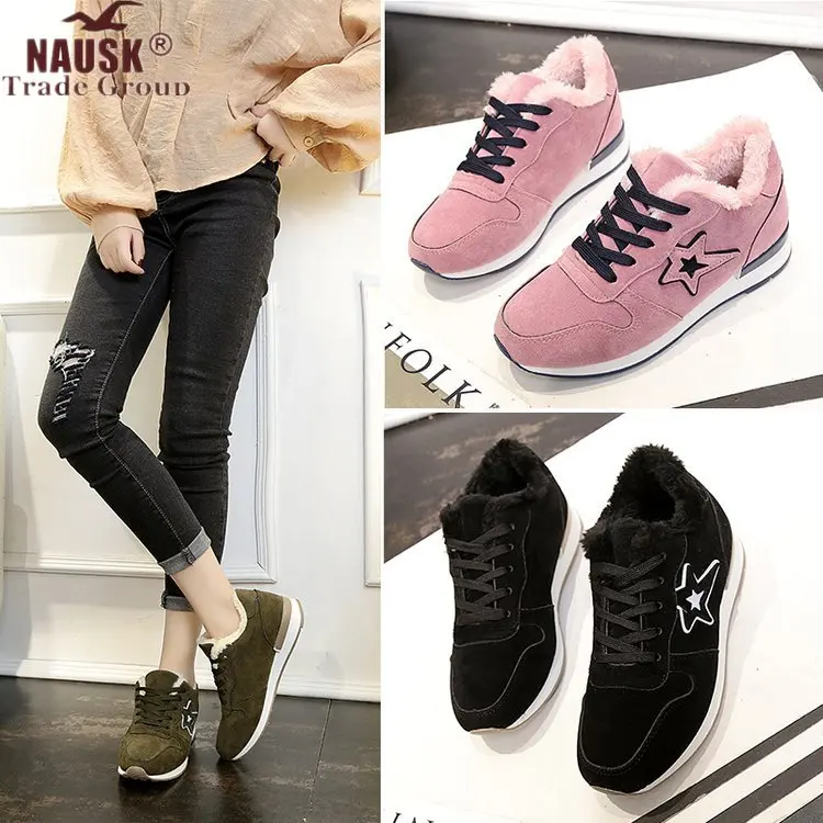 Женские ботинки из свиной замши эластичные полусапожки Броги натуральной кожи