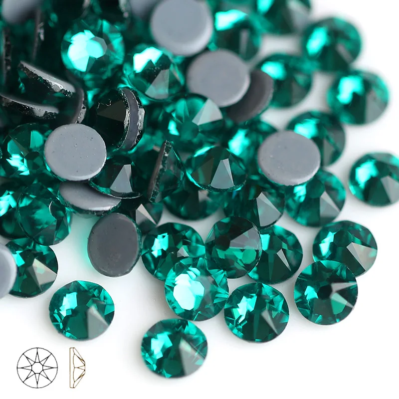 Green zircon QIAO SS20(8 больших+ 8 маленьких) Новые граненые Горячие назад высокое качество железа на горячей фиксации одежды стиль Стразы, 1440 шт - Цвет: Green zircon