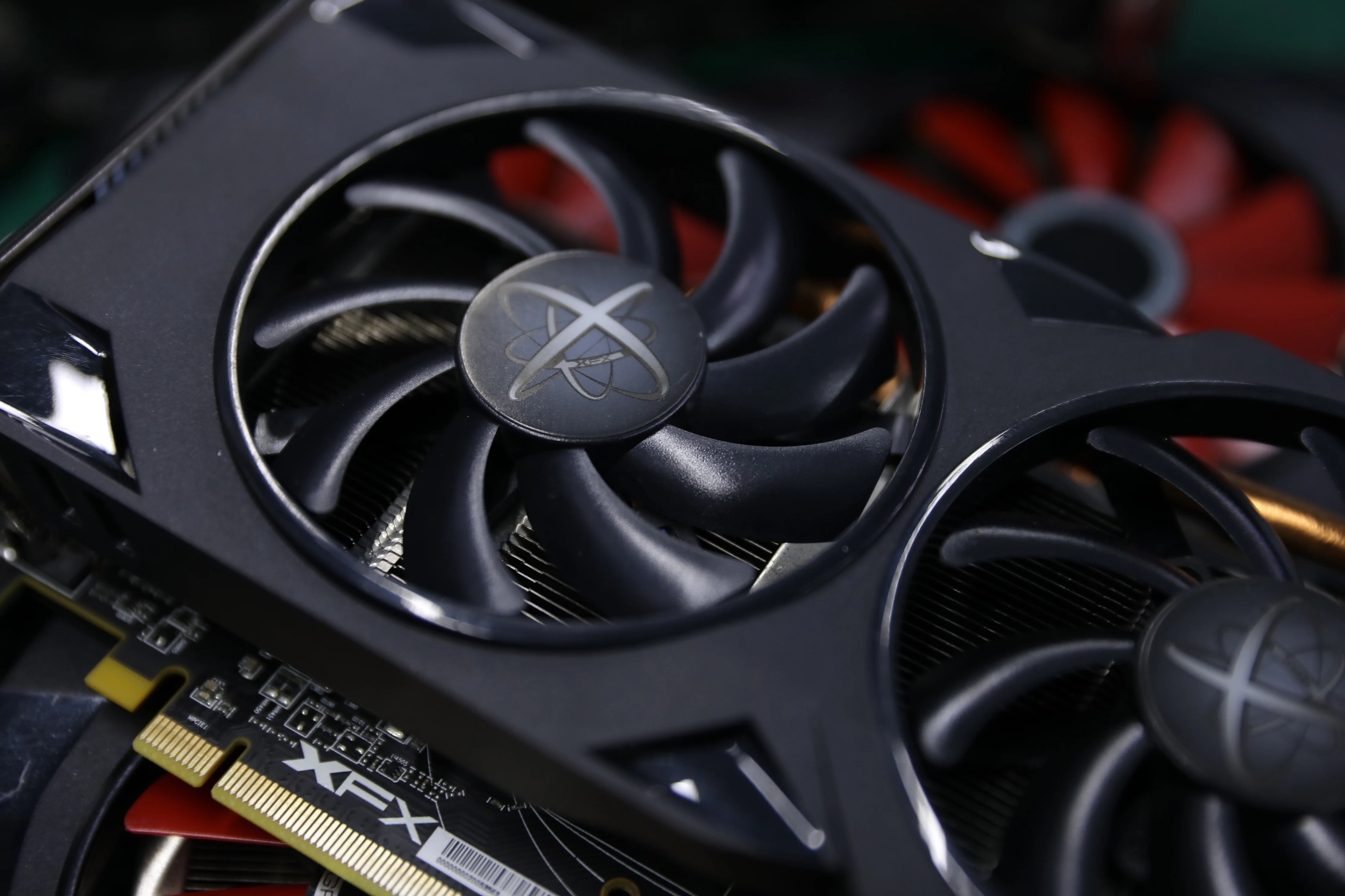Бывшая в употреблении оригинальная видеокарта XFX RX 480 4 ГБ бит GDDR5 для ПК игровая 570