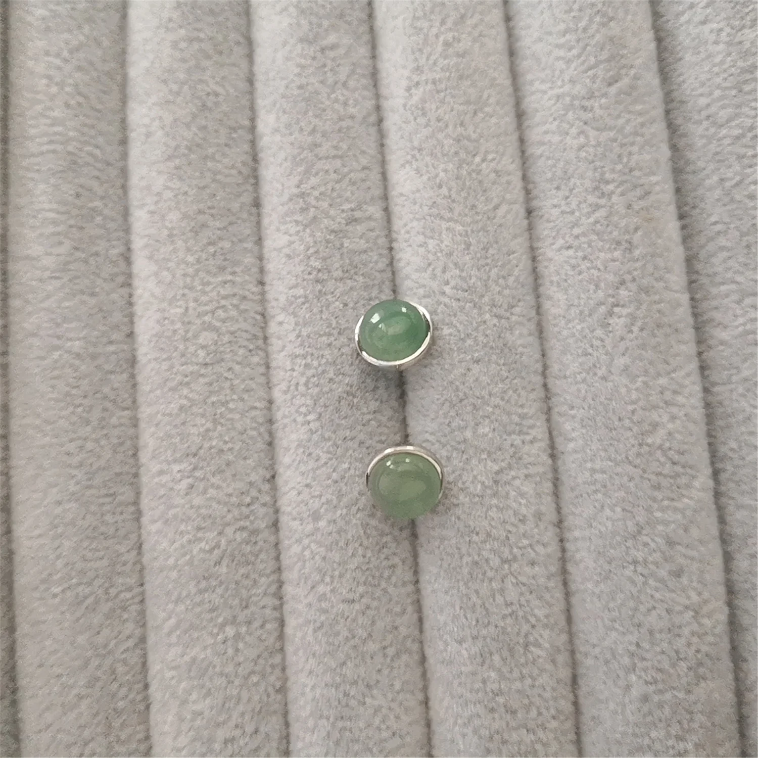 

Женские винтажные серьги из серебра 925 пробы с нефритом