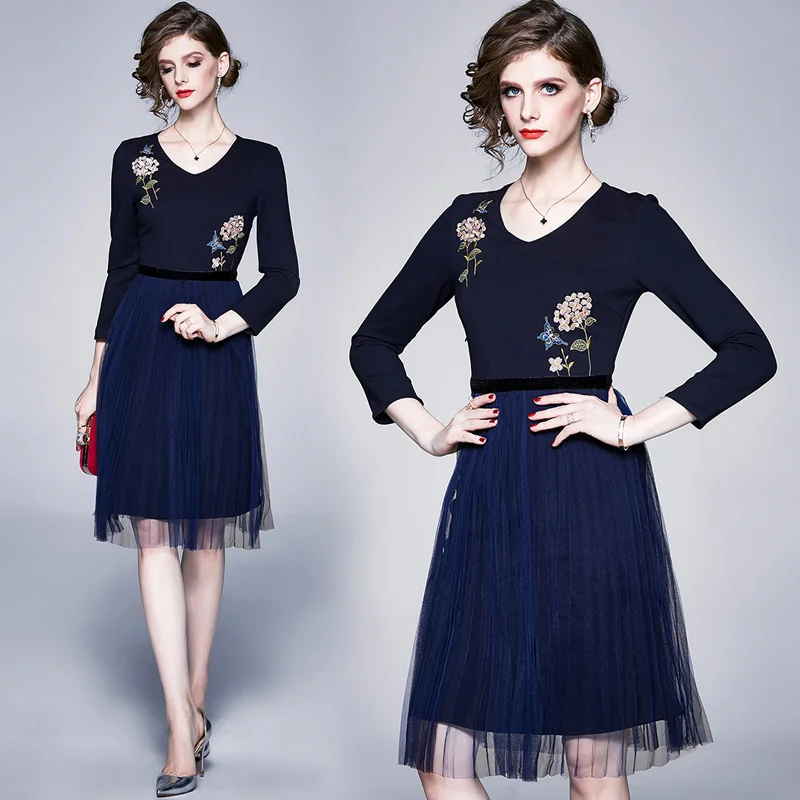 

Simgent Floral Embroidered Dress Women V-Neck Patchwork Pleated Blue Mesh Dress Woman Fashion Clothes Fall Winter SG010086