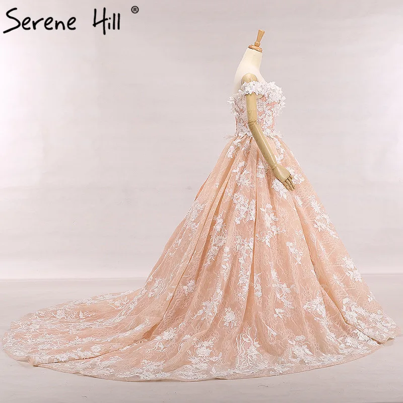 Романтичное свадебное платье из тюля с аппликацией персикового цвета 3D цветком