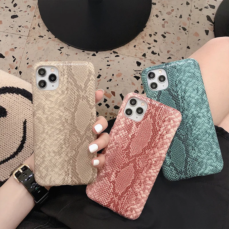 

Retro Snake Skin PU Leather Phone Case For iphone 12 11 Pro Max 12Mini 7 8 Plus X XS XR SE 2 2020 Luxury Crocodile Pattern Cover