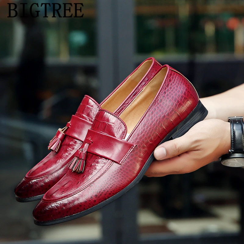 Модные туфли Туфли с крокодиловым принтом Мужская черная Обувь Мужские