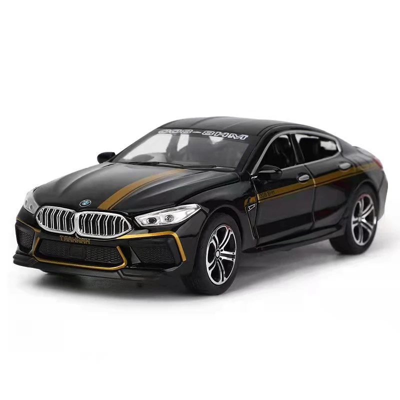 

1:32 BMW M8 alloy car model simulation force control sound and light toy gift collection