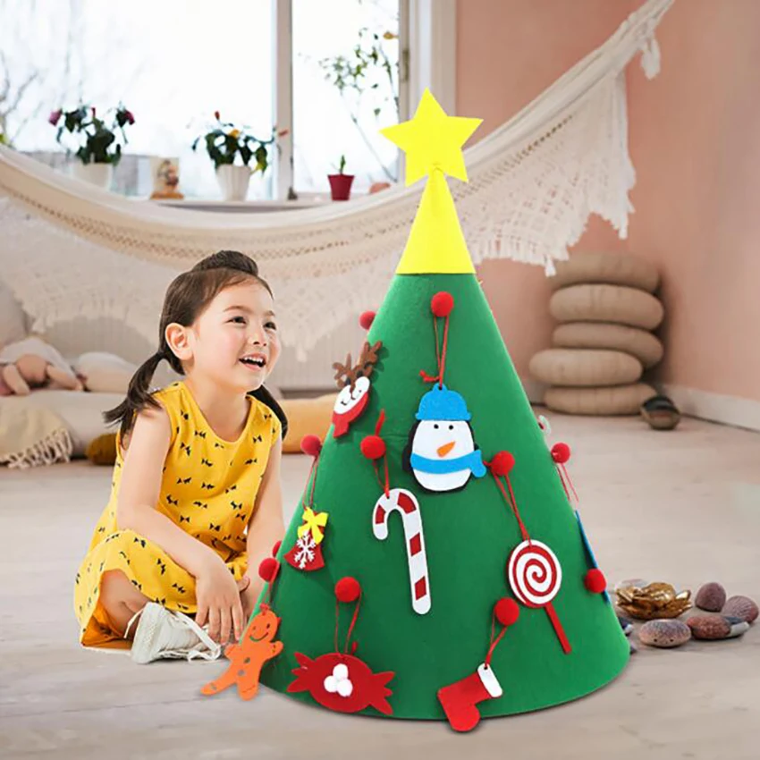

DIY Felt Christmas Tree with Ornaments, Christmas Gifts for Kids New Year Handmade Christmas Door Wall Hanging Decorations