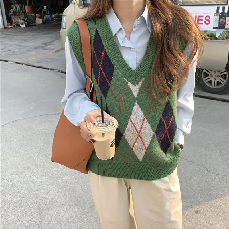 

Retro Fashion Y2K Green Argyle V-neck Sweater Vest Women's Autumn Winter 2021 Preppy Style Knitted Crop Tops Streetwear