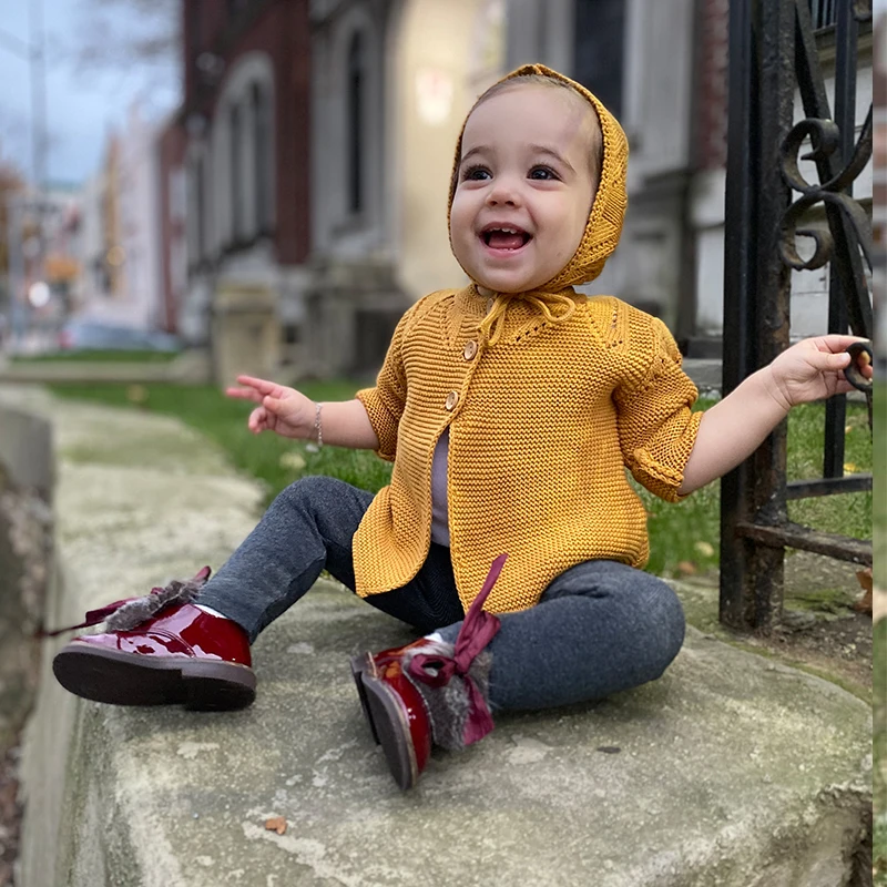 Вязаные шапки для малышей свитер Одежда новорожденных маленьких девочек и