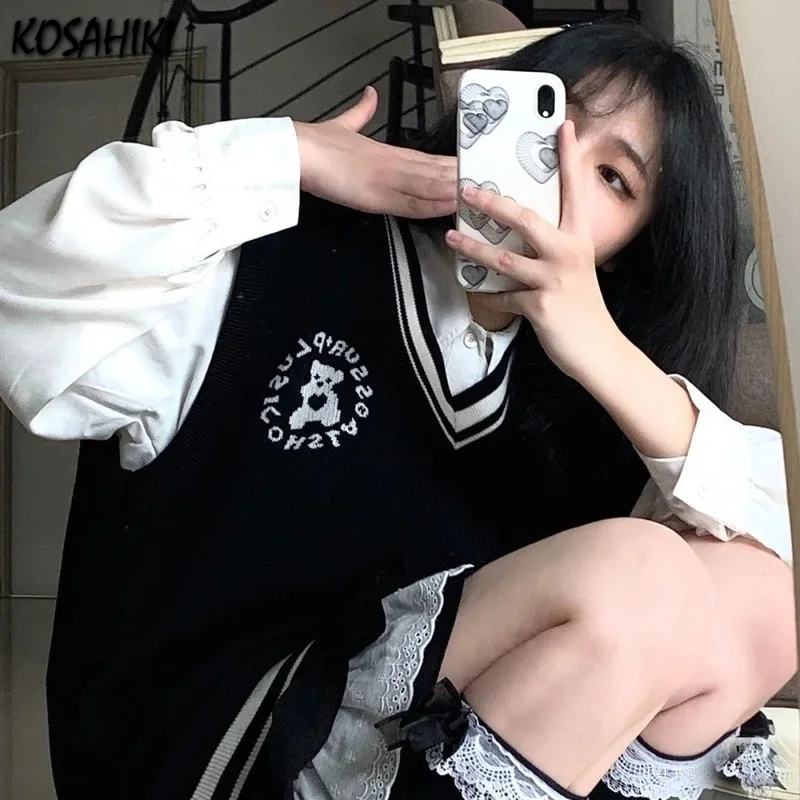 Женский трикотажный свитер без рукавов с V-образным вырезом |