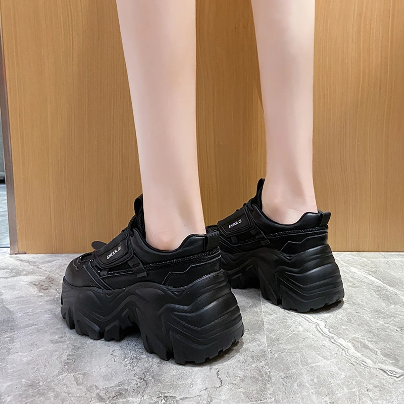 

Chunky Sneakers Women Shoes 2021 Fashion Breathable Casual Sport Ladies Trainers Thick Sole Platform Sneakers Women Basket Femme