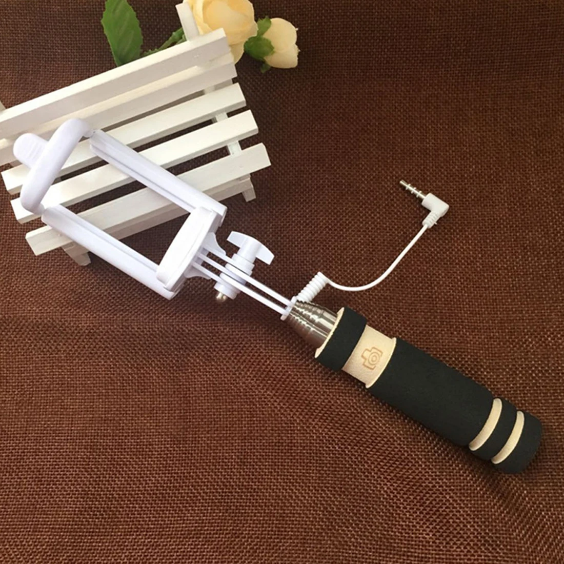 

Hot Sale Mini Selfie Stick with Button Wired Cotton Material Handle Monopod Universal for Mobile Phone