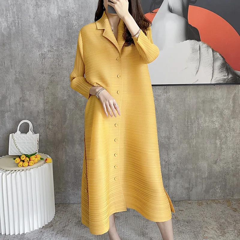 

2021 autumn new single-breasted large size long dress Miyak pleated temperament fashionable casual loose thin dress coat