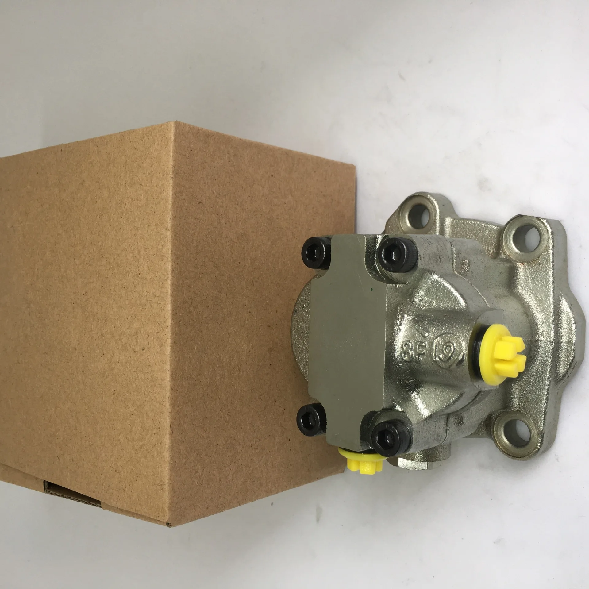 

American excavator C4.4 C6.6 high pressure oil pump 4264806 426-4806 3178021