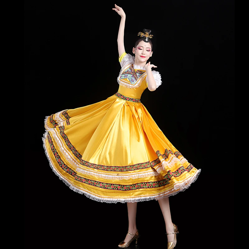 Костюм русского народного танца великолепное желтое Дворцовое платье в