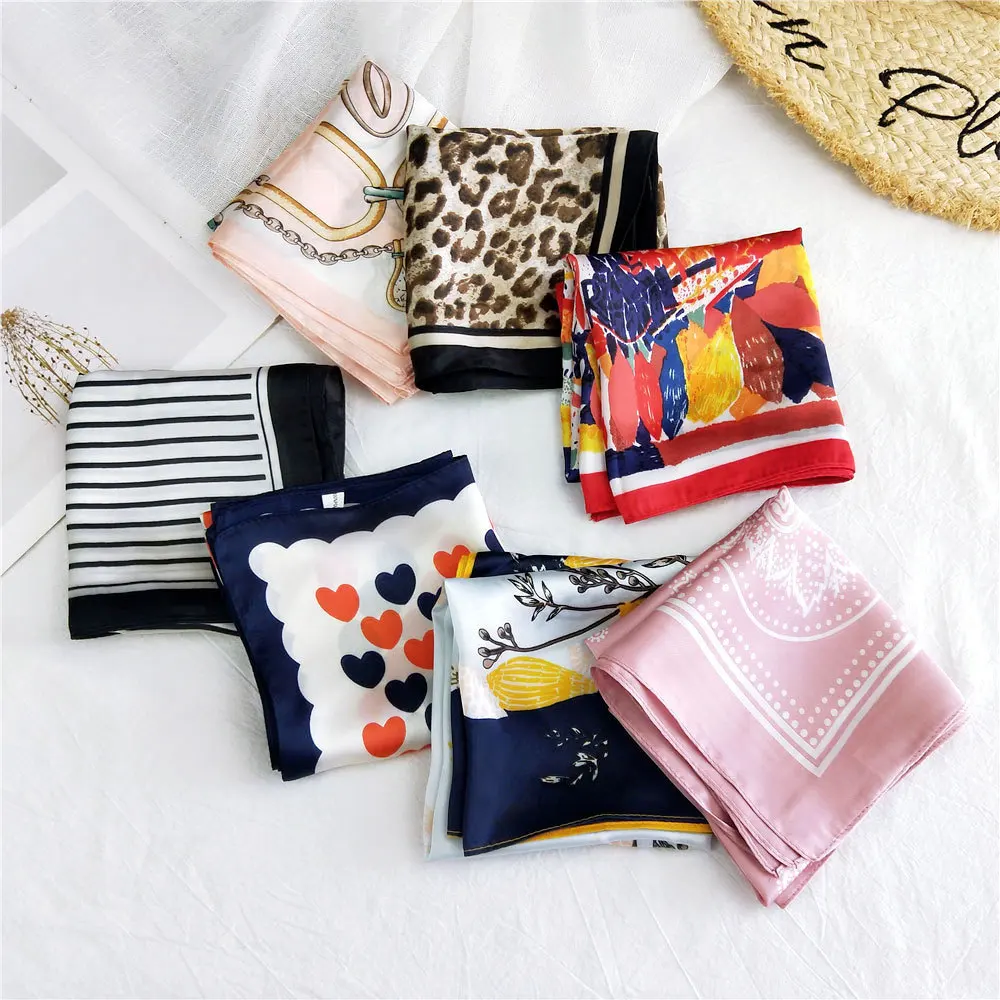 

Женский платок с квадратным вырезом, модный шарф-Бандана с принтом, размер 53*53 см