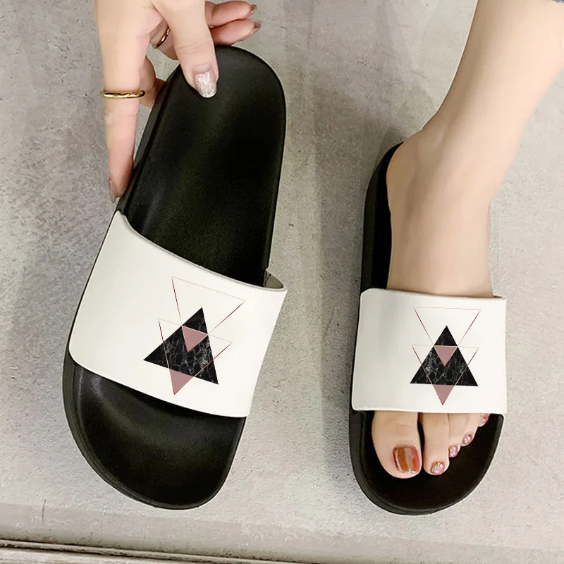

Triangle Harajuku Print women slippers 2021 Hot Summer women shoes Leisure sandals Slipper for Ladies zapatillas mujer