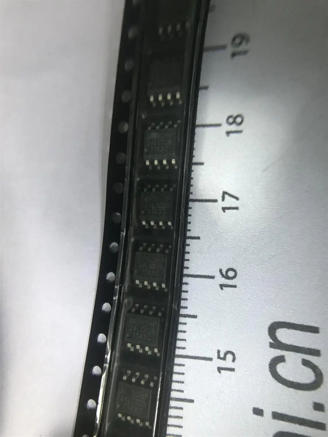 10 шт. 24LC02B EEPROM 2 кбит 256x8 бит последовательный I2C (2-проводный) 400 кГц MSOP 8 Новый и