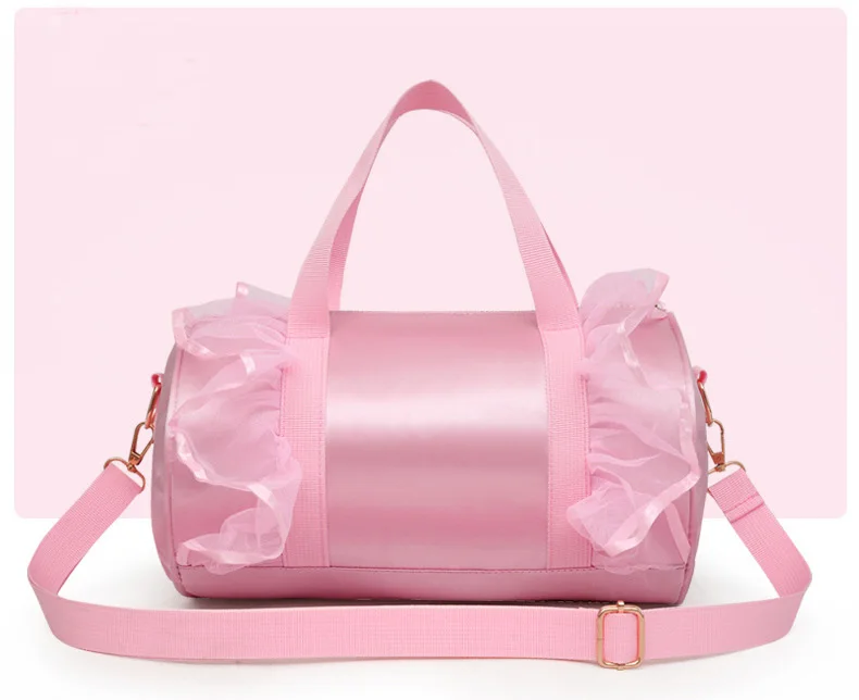 Сумка кружевная для девочек с вышивкой и оборками