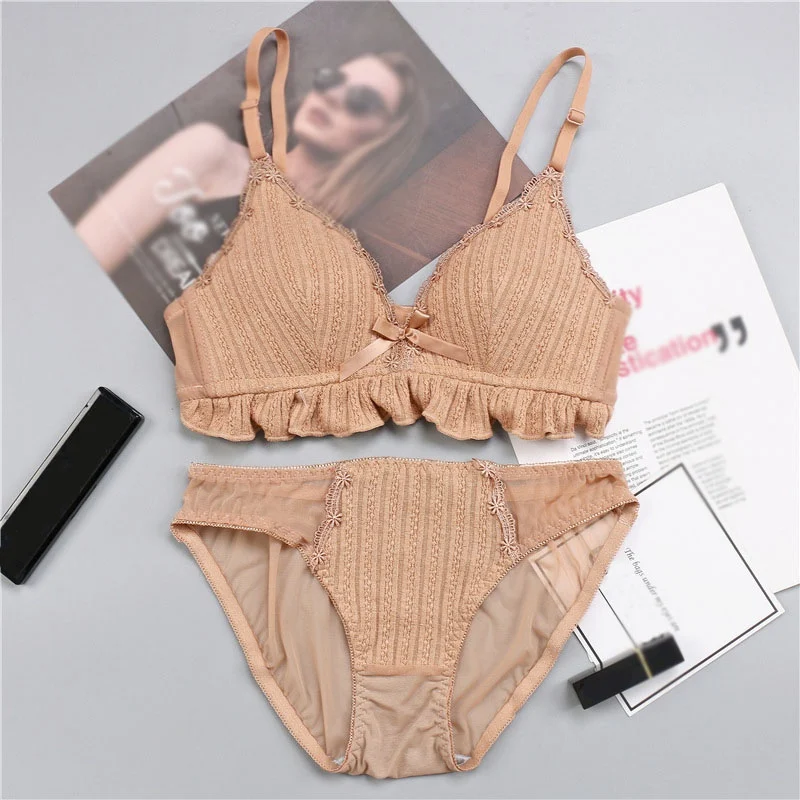 

Underwear set ladies triangle cup new sexy no steel ring no trace tassel solid color thin section comfortable bra underwear set