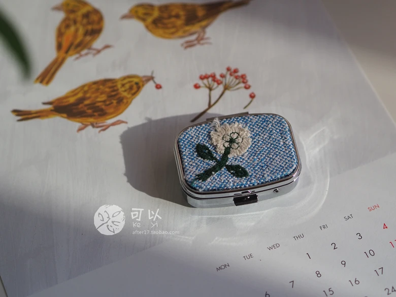 

Embroidered Storage Box Jewelry Box Mirror Pill Box