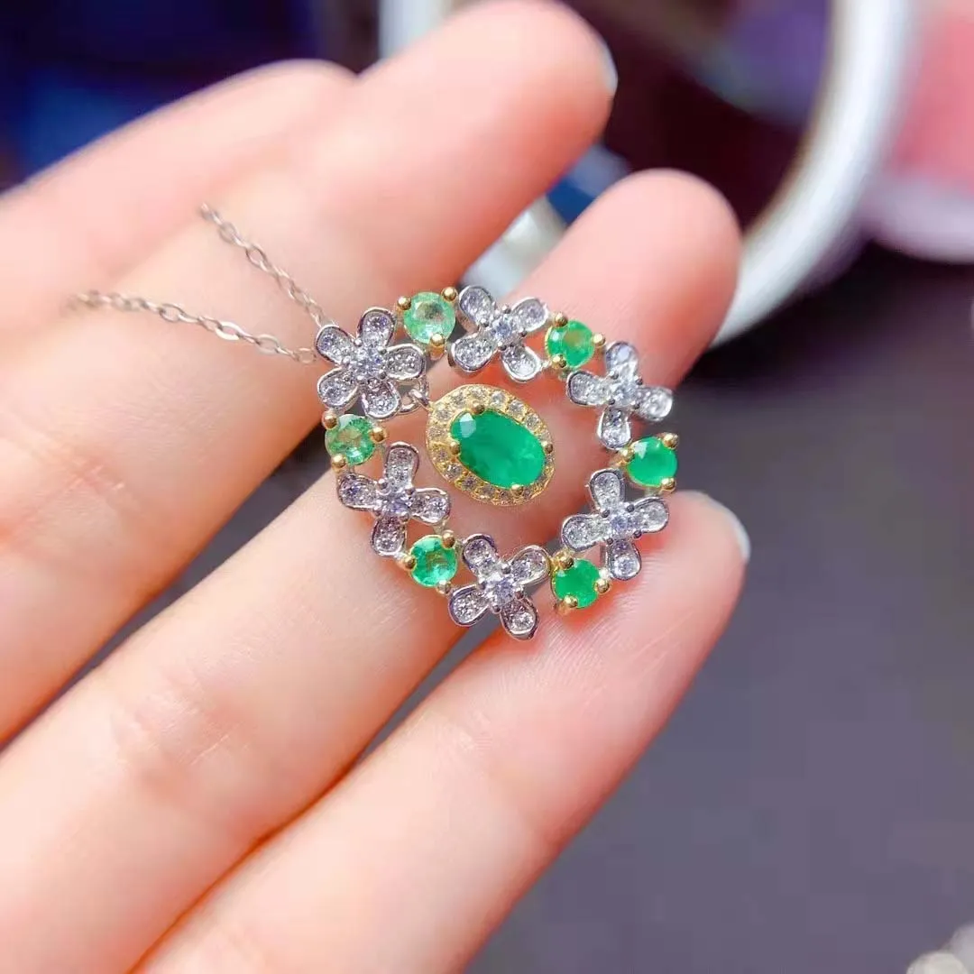 

Женское ожерелье из серебра 925 пробы с изумрудами