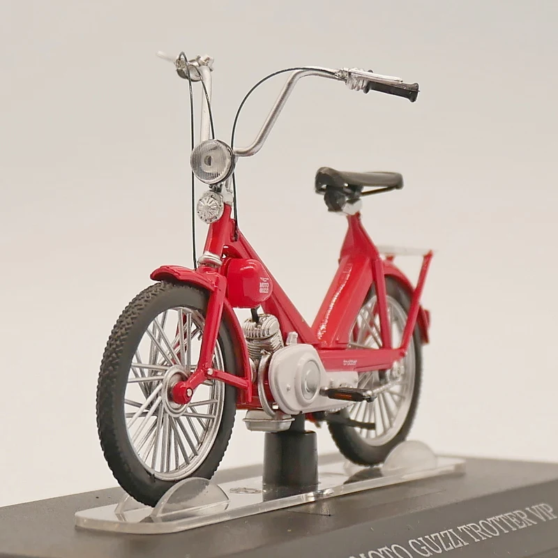 Автоматическая модель Inn 1:18 moto rcycle MOTO GUZZI TROTTER VIP| |