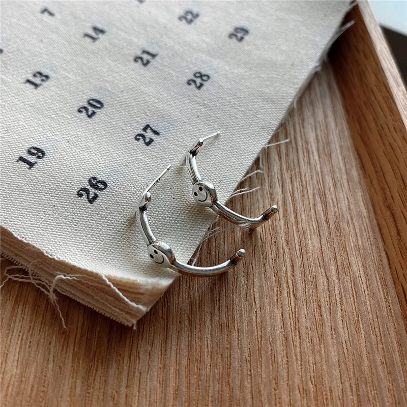 RUIYI реальные 925 пробы серебряные серьги для женщин простой рисунок со смайликом