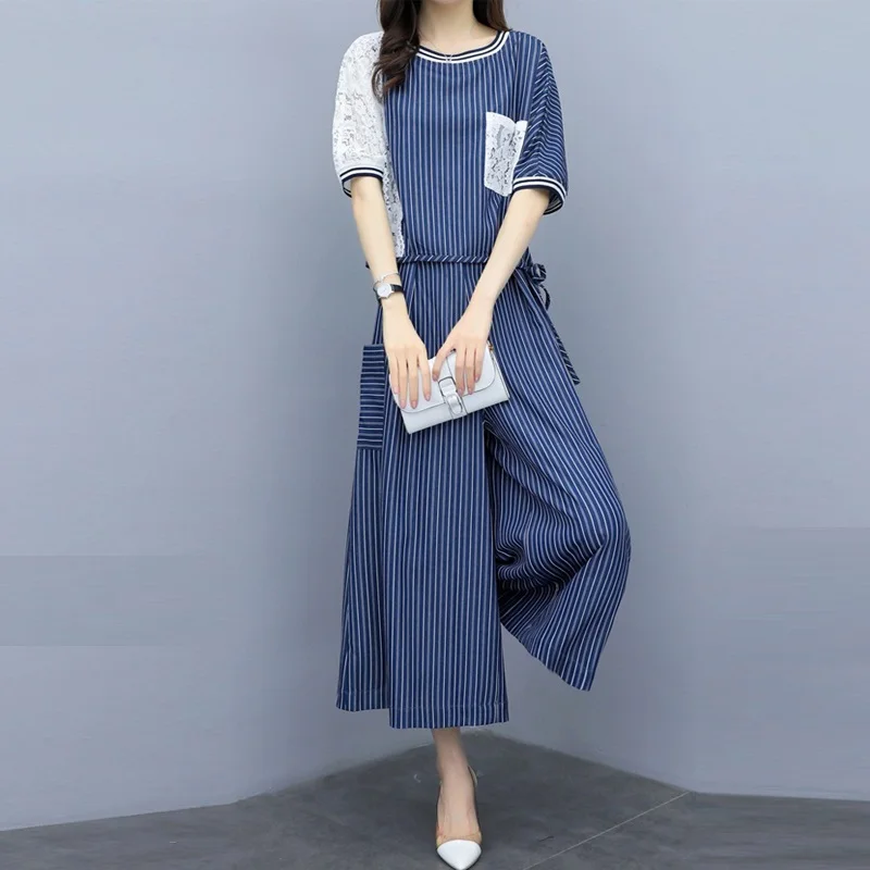 Женский брючный костюм из двух предметов элегантный в полоску с широкими