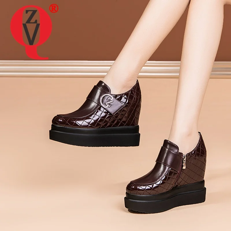 

ZVQ Woman Round Toe Leisure Working Shoes Spring New Style Concise Comfortable Solid Color Patent leather Metal decoration