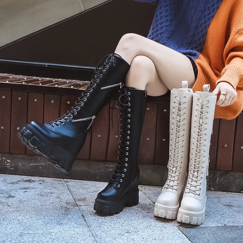 Новые зимние женские сапоги до колена высокие на платформе и высоком каблуке 11 см