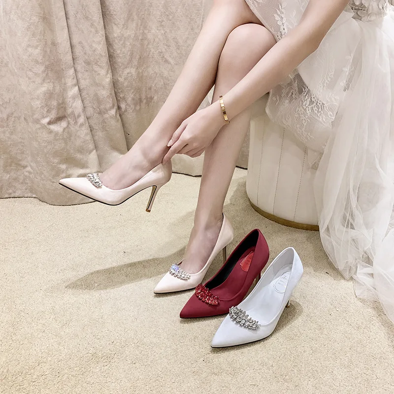 

Wedding Shoes Women 2021 New White Bride Wedding Shoes Rhinestone Princess Satin Small Size 32 Bridesmaid Champagne Gold Dress