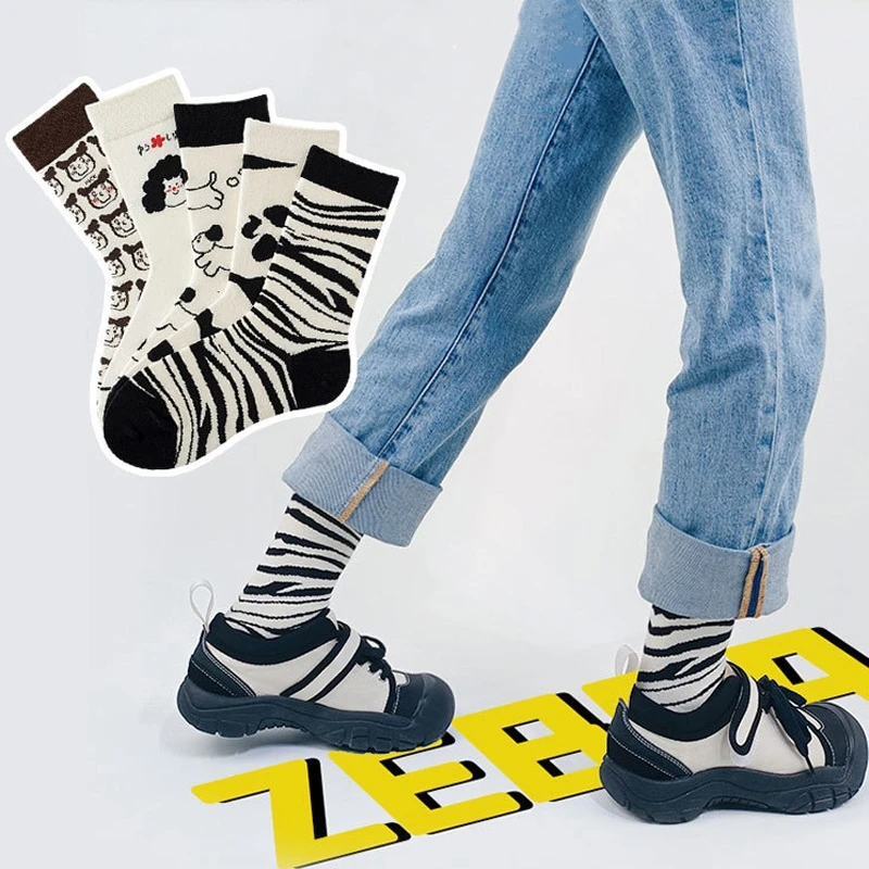

HaleyChan Womens Tube Socks Japanese Black and White Cartoon Socks Ins Trend Socks Kawaii Socks Girls Cute Socks Crew Socks 1pcs