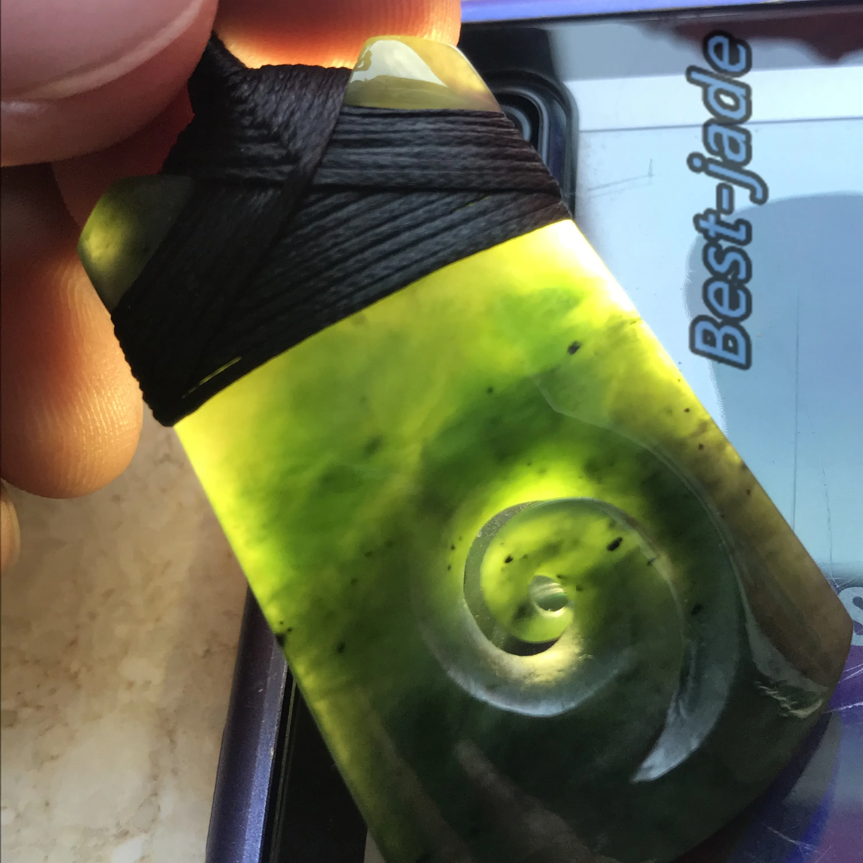 Винтажный топор с крючком Натуральная Зеленая подвеска нефритом маори NZ POUNAMU