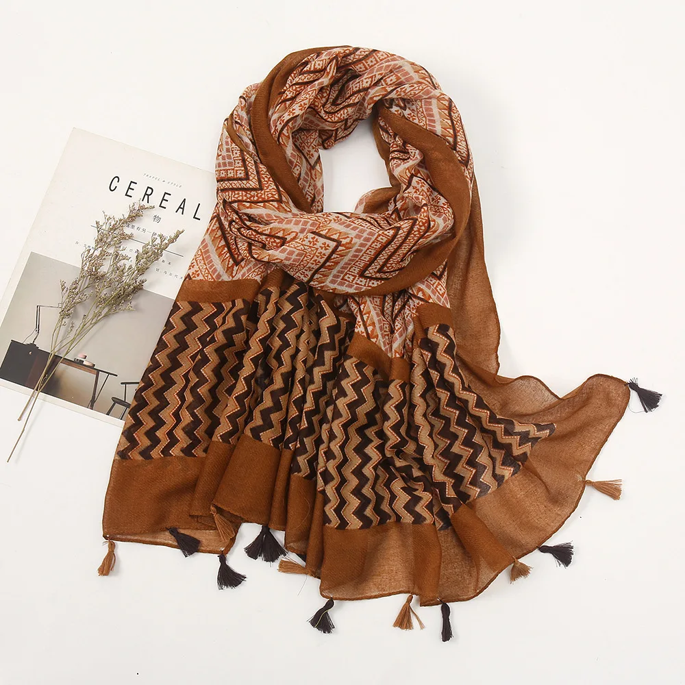 

Fashion Stripe Tassel Shawl Scarf Autumn Winter Women Lady Quality Beach Sunscreen Shawl Cotton Scarf Wrap Muslim Women Hijab