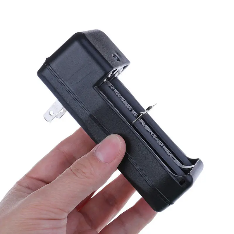 Зарядное устройство для аккумуляторов 18650 2 слота переменный ток 110 В 220 двойной