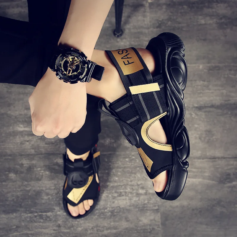 

HUNU popular logo 2021 Men's Sandal Summer Breathable Casual Men's Soft Soled Sandal Wear beach shoes over