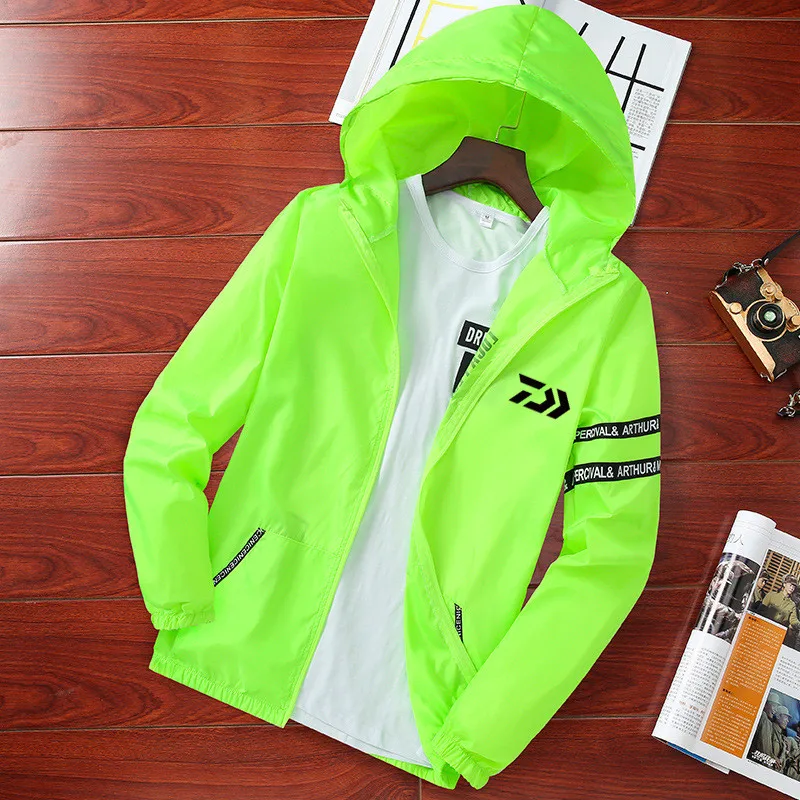 

New Daiwa Summer Shirt Fishing Clothing Ultra-thin Jacket Men Coat Sun Protection Clothing Soft Shell Skin Fishing Jacket