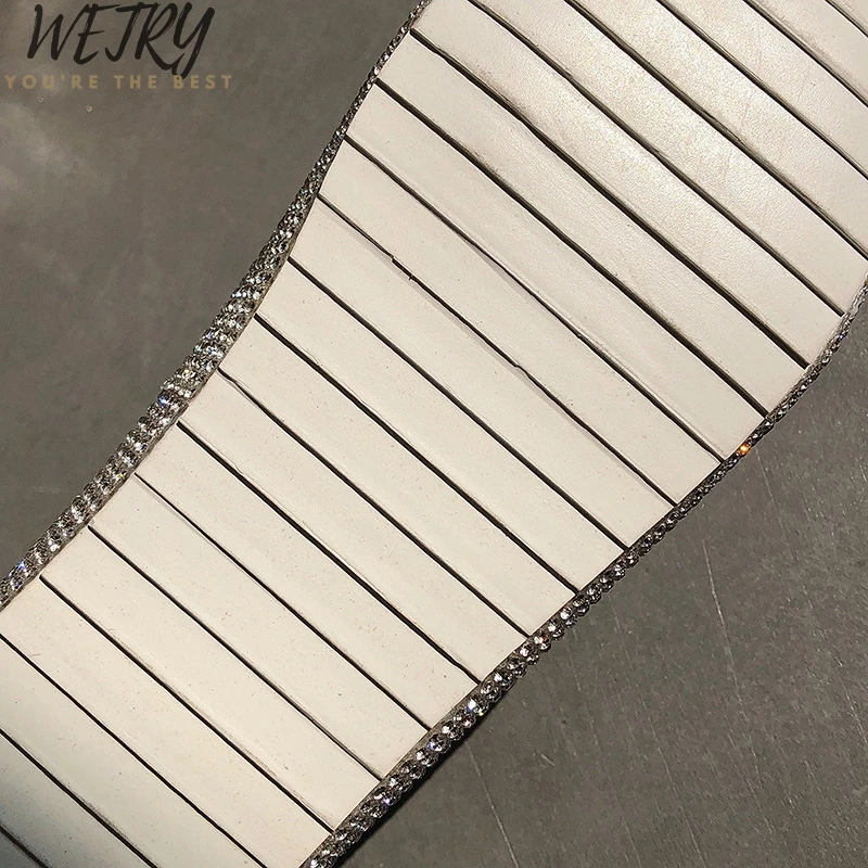 

New Loafers Women Platform Flats Faux Rhinestone Sneakers Lace-up Silver Solid Creepers Mujer Casual Flat Shoes