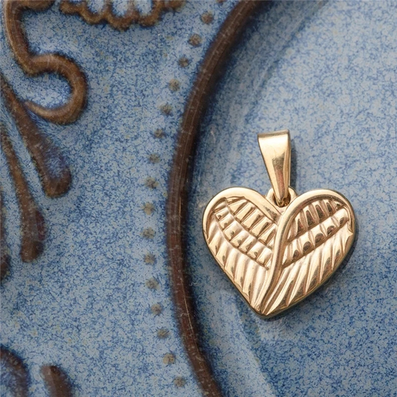 

Подвески из нержавеющей стали в форме сердца и крыла для изготовления ювелирных изделий, цвет золото, металлическая искусственная кожа, опт...