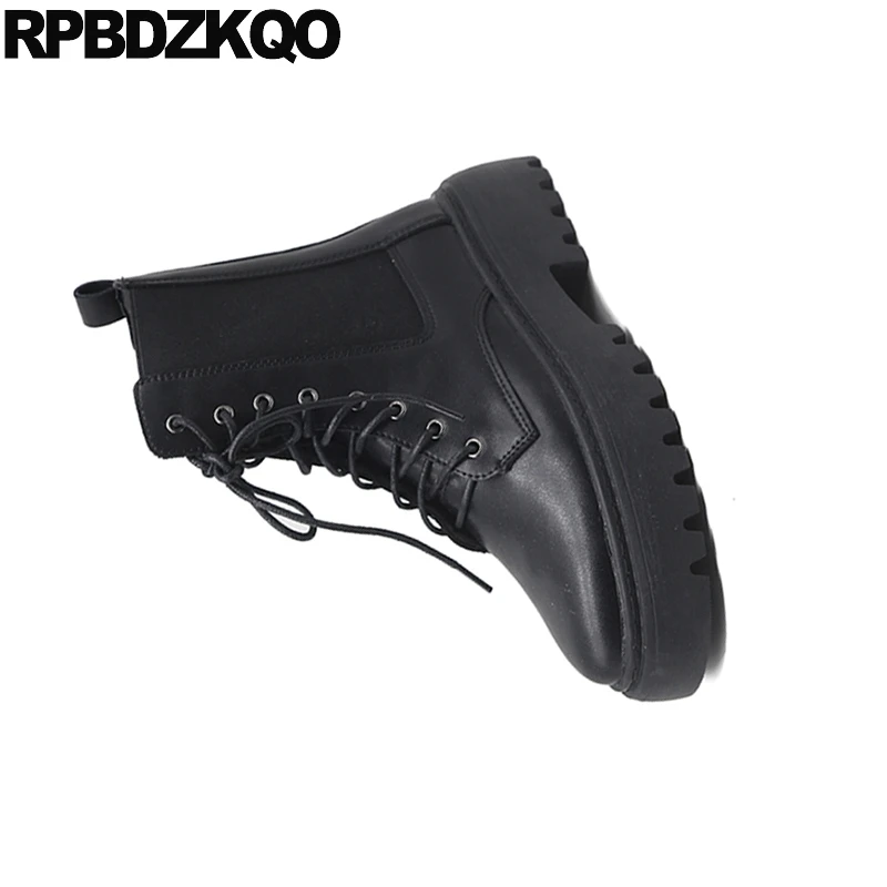 Женские короткие ботинки со шнуровкой зимние с круглым носком боевые ботильоны